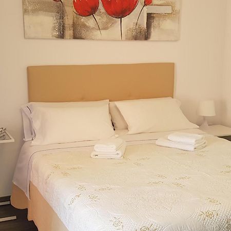 Apartamento Minerva Jupiter 贝纳尔马德纳 客房 照片