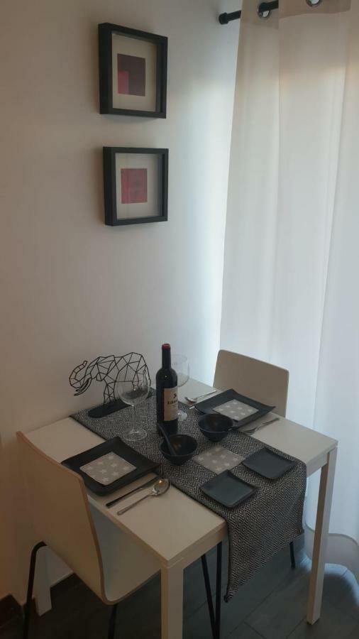 Apartamento Minerva Jupiter 贝纳尔马德纳 外观 照片