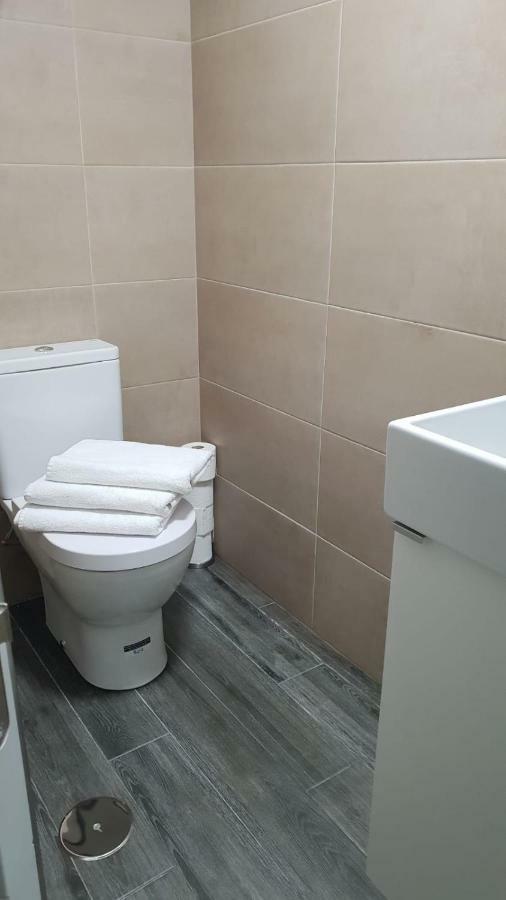 Apartamento Minerva Jupiter 贝纳尔马德纳 外观 照片