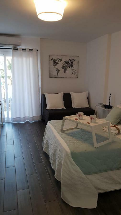 Apartamento Minerva Jupiter 贝纳尔马德纳 外观 照片