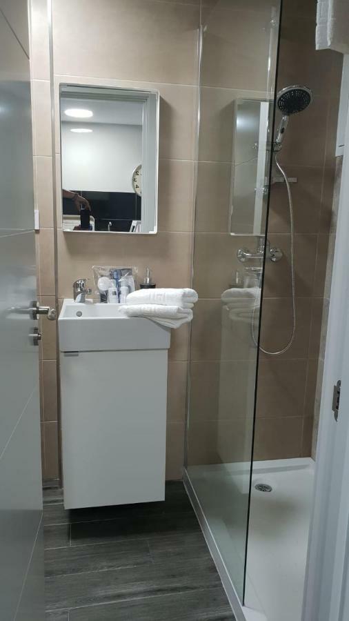 Apartamento Minerva Jupiter 贝纳尔马德纳 外观 照片